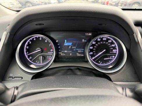 Used 2020 Toyota Camry LE image 23