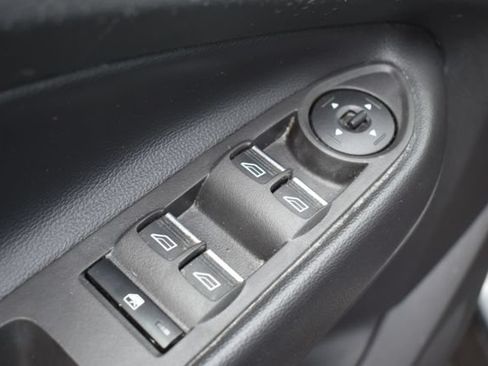 Used 2019 Ford Escape Titanium AWD/4WD image 20