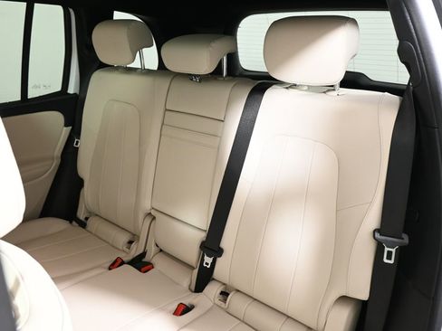 Certified 2026 Mercedes-Benz GLB 250 4MATIC image 4