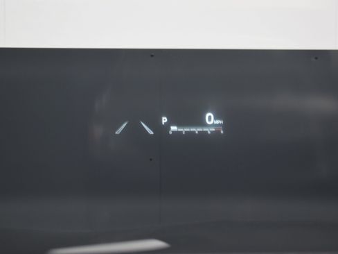 Used 2020 Toyota Camry XSE FWD image 19