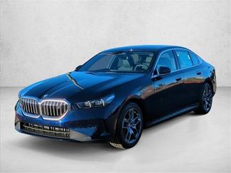 Used 2026 BMW i5 eDrive40 w/ Convenience Package video 1