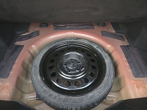 Used 2016 Lincoln MKZ image 49