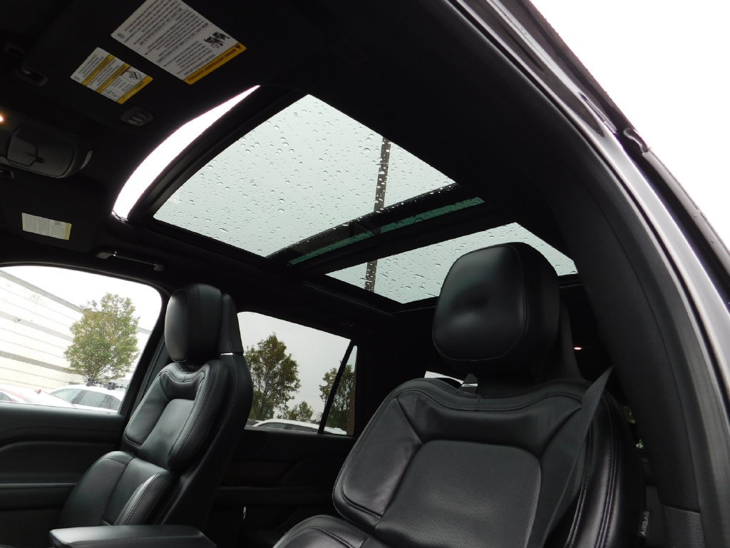 Used 2022 Lincoln Navigator L Reserve AWD/4WD image 21