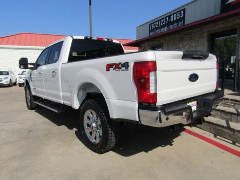 Used 2019 Ford F250 Lariat w/ Lariat Ultimate Package AWD/4WD image 3