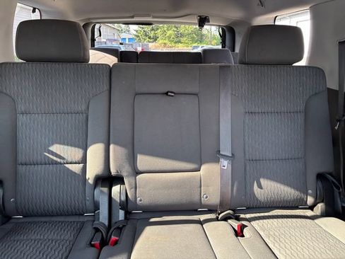 Used 2019 Chevrolet Tahoe LS AWD/4WD image 22