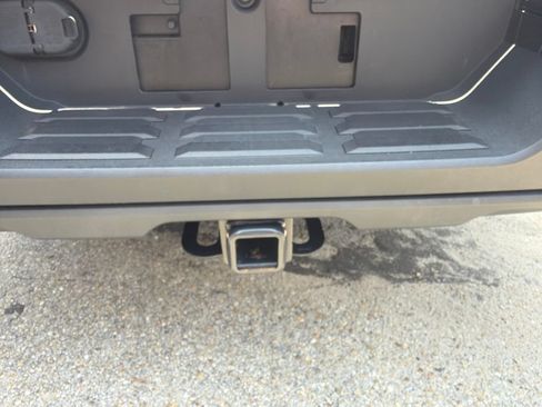 Used 2022 Toyota Tundra SR5 AWD/4WD image 15