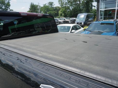 Used 2022 Chevrolet Silverado 1500 Custom AWD/4WD image 10
