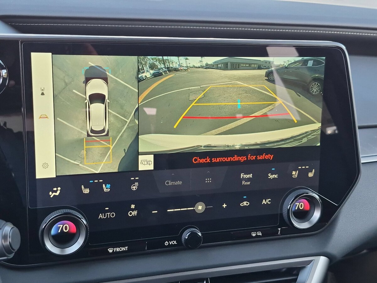 New 2026 Lexus RX 450h AWD w/ Convenience Package image 18