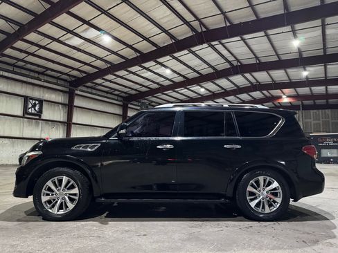 Used 2016 INFINITI QX80 Limited w/ Driver's Assistance Package image 7