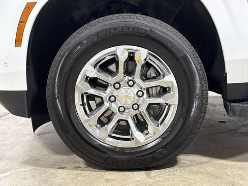 Used 2025 Chevrolet Tahoe LT AWD/4WD image 28