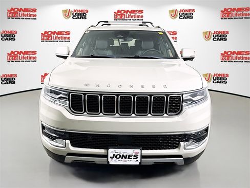 Used 2022 Jeep Wagoneer Series II image 13