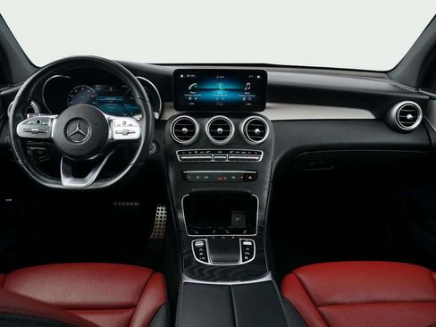 Used 2021 Mercedes-Benz GLC 300 4MATIC image 19