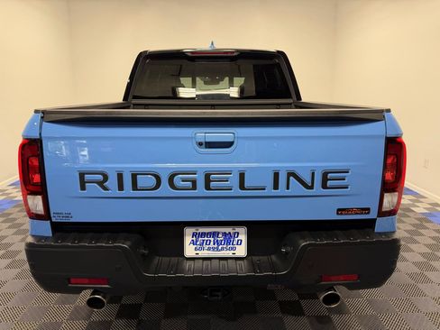 Used 2024 Honda Ridgeline TrailSport image 11