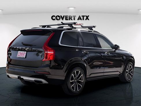 Used 2017 Volvo XC90 T6 Momentum w/ Vision Package image 6