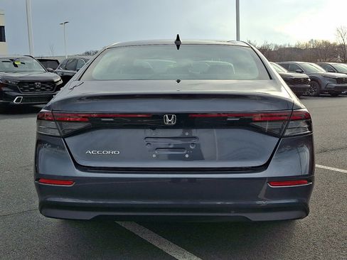 Certified 2023 Honda Accord LX image 5
