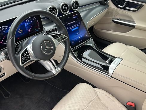 Used 2025 Mercedes-Benz C 300 4MATIC Sedan image 12