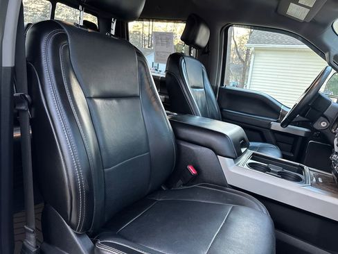 Used 2017 Ford F250 Lariat w/ Lariat Value Package image 34