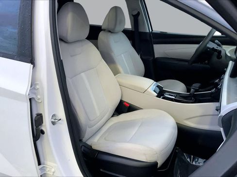 Used 2025 Hyundai Tucson SEL FWD image 9