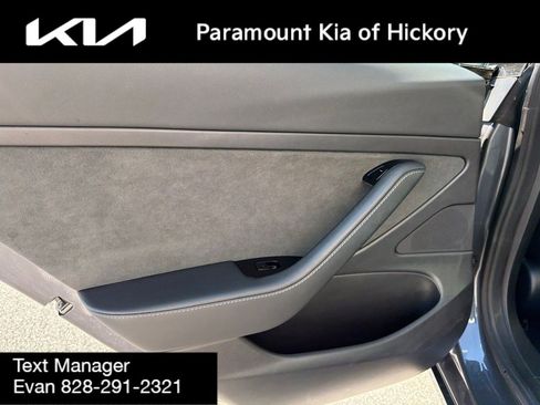 Used 2020 Tesla Model 3 Standard Range RWD image 11