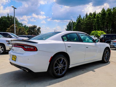 Used 2021 Dodge Charger SXT w/ Plus Group AWD/4WD image 6