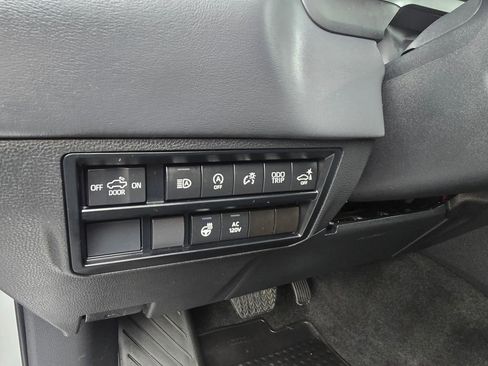 Used 2023 Toyota Tundra Platinum AWD/4WD image 21