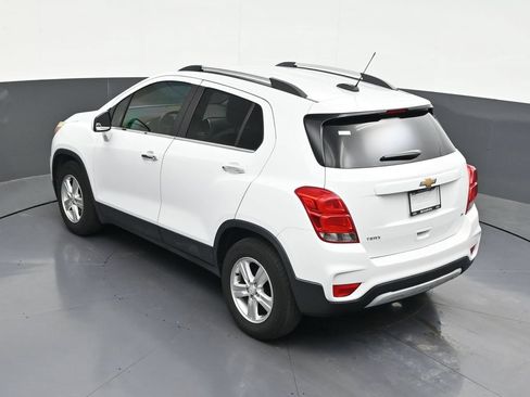 Used 2020 Chevrolet Trax LT w/ LT Convenience Package FWD image 17
