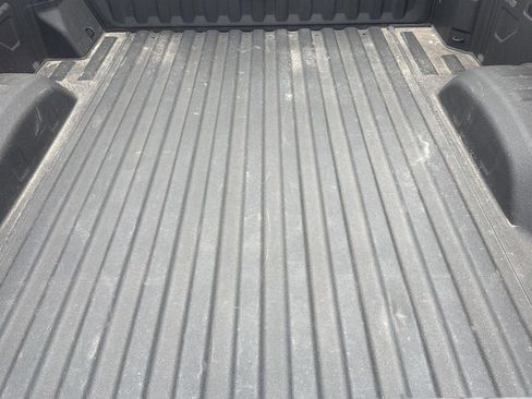 Used 2025 Chevrolet Silverado 2500 LT w/ Convenience Package image 4