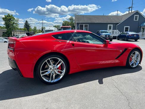 Used 2019 Chevrolet Corvette Stingray Coupe w/ 1LT RWD image 5