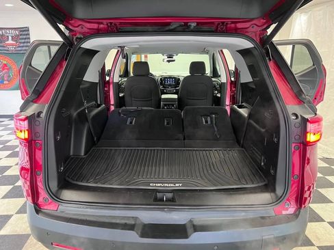 Used 2020 Chevrolet Traverse LT w/ Driver Confidence II Package image 45