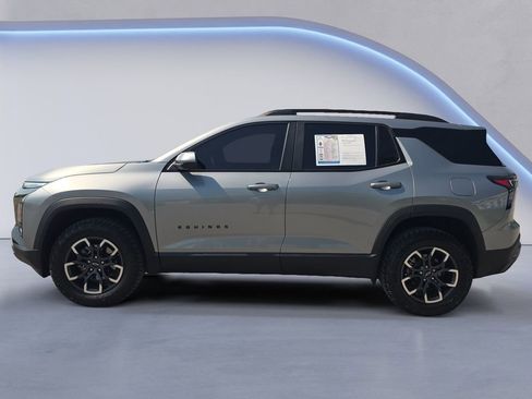 Used 2025 Chevrolet Equinox ACTIV w/ Safety and Technology Package FWD image 2