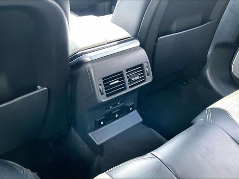 Used 2018 Land Rover Range Rover Velar AWD/4WD image 10