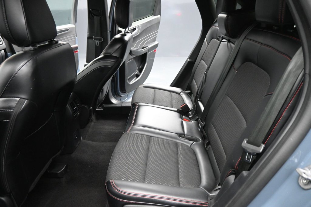 Used 2024 Ford Escape ST-Line w/ Tech Pack #1 FWD image 15