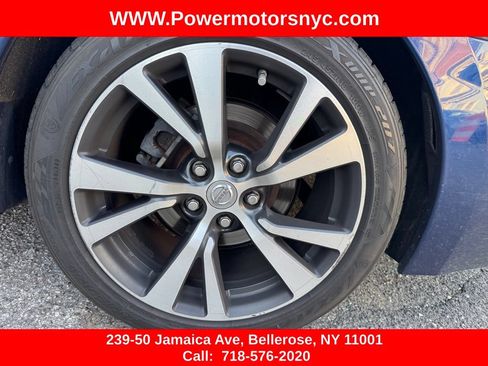 Used 2017 Nissan Maxima 3.5 SV FWD image 18