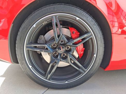 Used 2020 Chevrolet Corvette Stingray Premium Cpe w/ 3LT Preferred Equipment Group RWD image 15