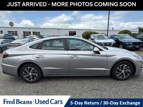 Used 2021 Hyundai Sonata Blue FWD image 9