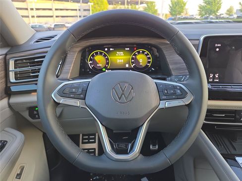New 2026 Volkswagen Atlas SEL Premium R-Line AWD/4WD image 14