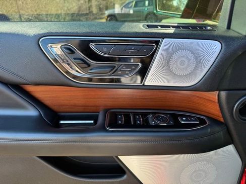 Used 2019 Lincoln Navigator Reserve w/ Cargo Package image 15