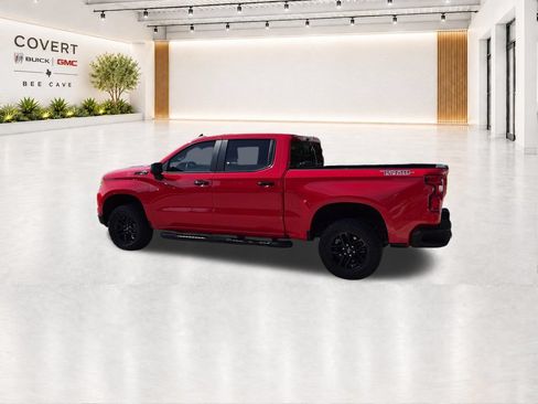 Used 2024 Chevrolet Silverado 1500 LT Trail Boss w/ Convenience Package II AWD/4WD image 10