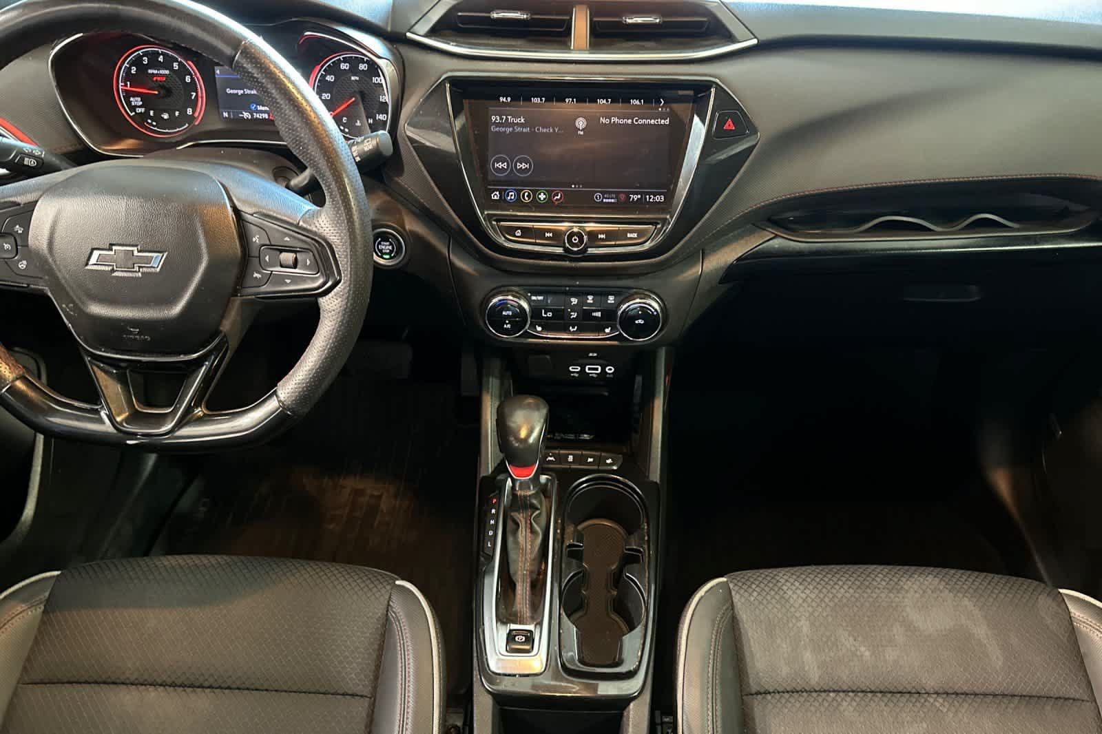 Used 2022 Chevrolet TrailBlazer RS w/ Sun and Liftgate Package FWD image 4