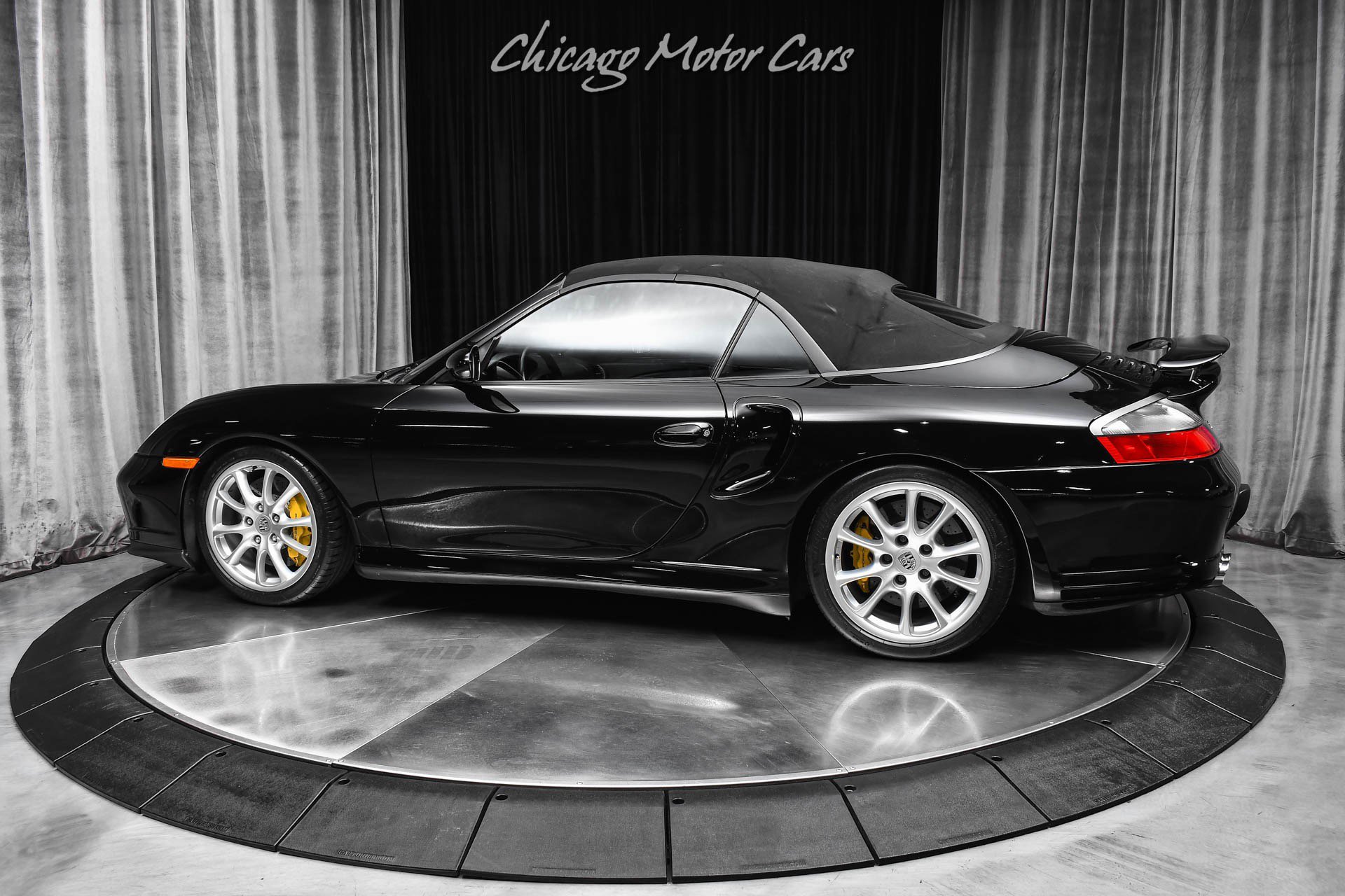 Used 2005 Porsche 911 4 Cabriolet AWD/4WD image 33