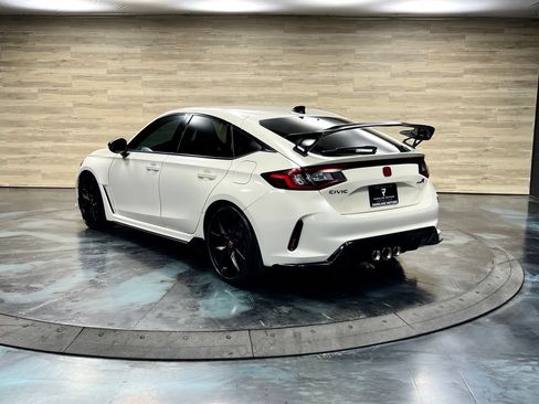 Used 2024 Honda Civic Type R image 13