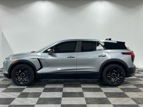 Used 2024 Chevrolet Blazer EV AWD Police image 7