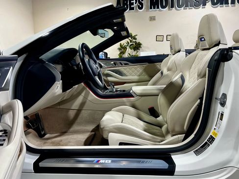 Used 2020 BMW M8 Convertible image 26