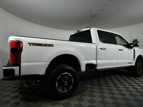 Used 2024 Ford F350 Platinum w/ Tremor Off-Road Package image 10