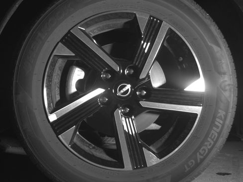 Used 2025 Nissan Sentra SV FWD image 12