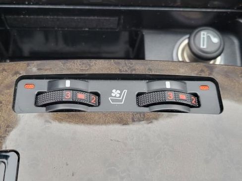 Used 2013 Lexus IS 350C w/ Luxury Pkg image 25