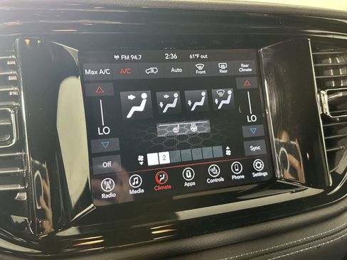 Used 2022 Dodge Durango GT image 35