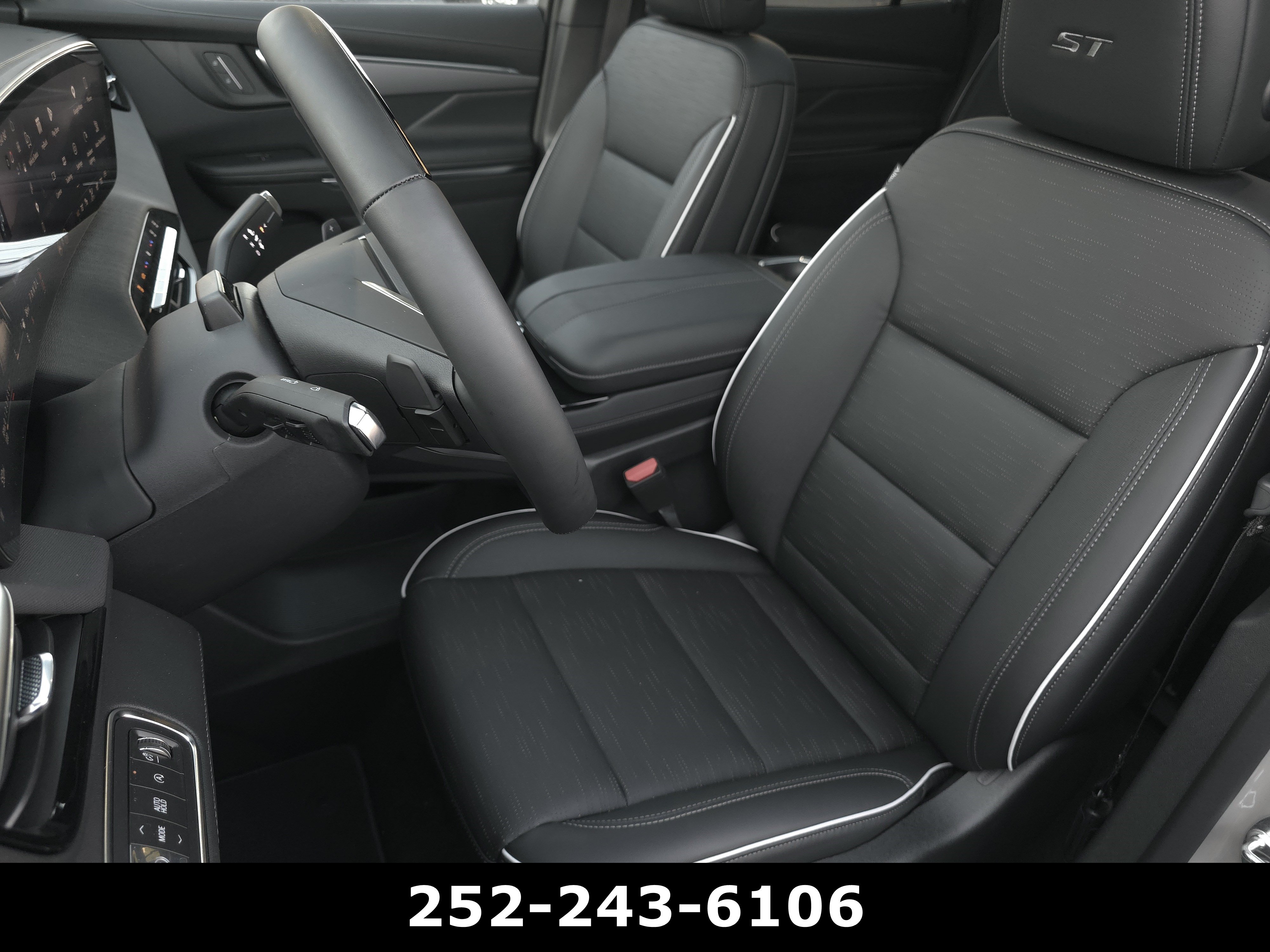Used 2026 Buick Enclave Sport Touring w/ Super Cruise Package FWD image 10