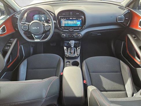 Used 2025 Kia Soul GT-Line w/ GT-Line Technology Package image 19