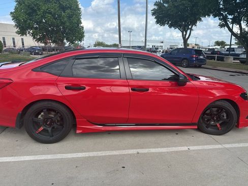 Used 2024 Honda Civic Si image 3